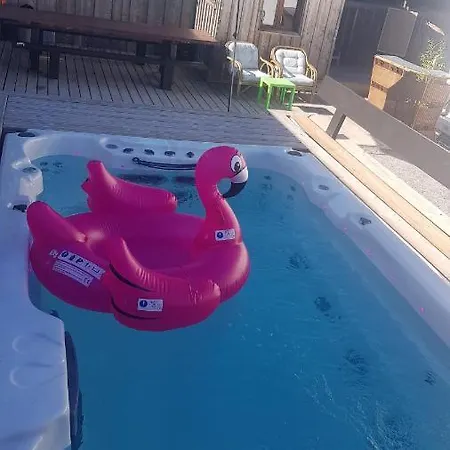Dependance Avec Piscine Jacuzzi Bassin D'arcachon Nyaraló Gujan-Mestras